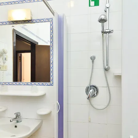 فندق Casthotels Bristol Terme ايسكيا